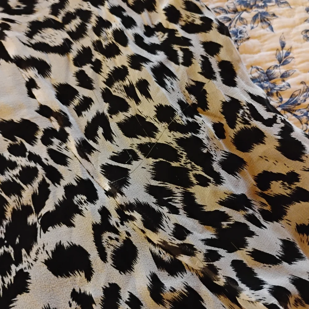 Leopard Print Cami Top and Skirt Silk Set - Picture 10 of 11